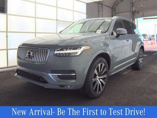 Gray Metallic 2023 Volvo XC90 B5 Plus