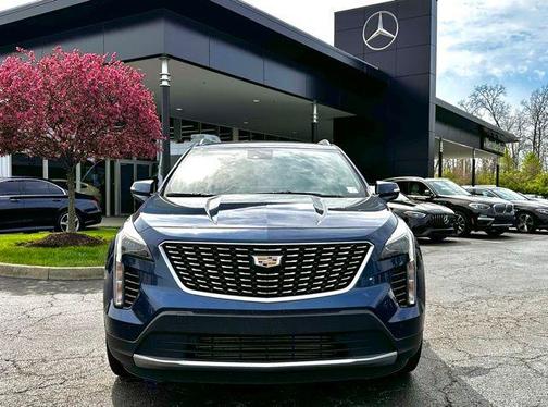 2021 Cadillac XT4 Premium Luxury