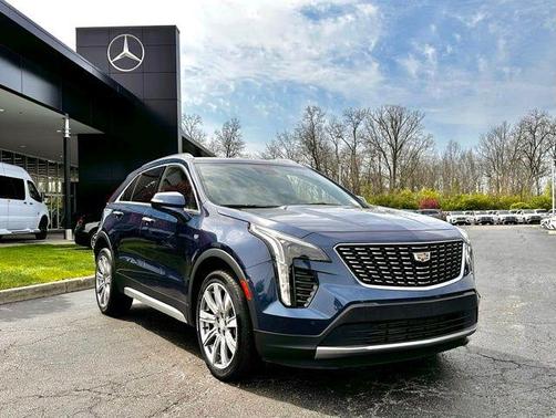 2021 Cadillac XT4 Premium Luxury