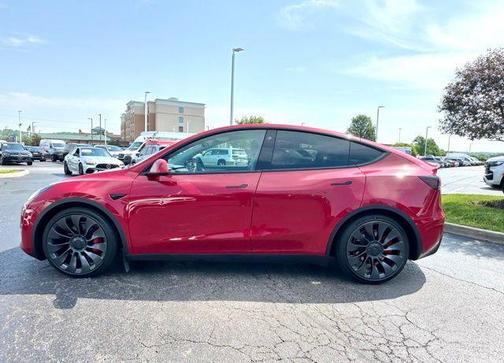2023 Tesla Model Y Performance