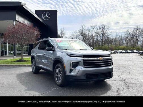 Sterling Gray Metallic 2024 Chevrolet Traverse LT