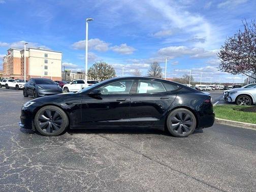 Black 2022 Tesla Model S Base