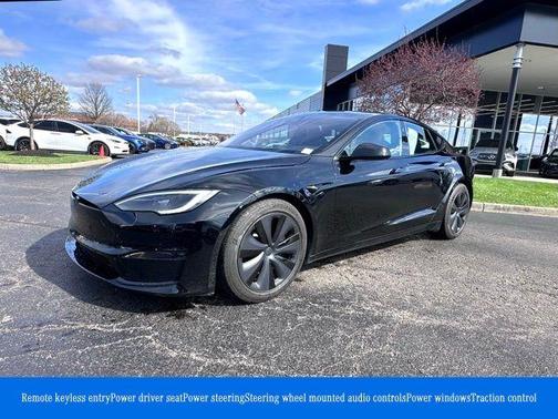 2022 Tesla Model S Base
