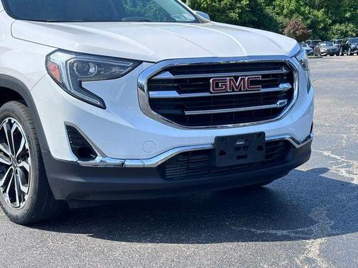 Summit White 2019 GMC Terrain SLT