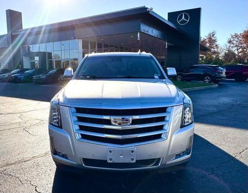2016 Cadillac Escalade Luxury