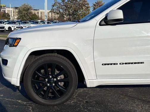 2019 Jeep Grand Cherokee Altitude