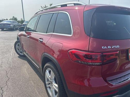 2020 Mercedes-Benz GLB 250 Base 4MATIC