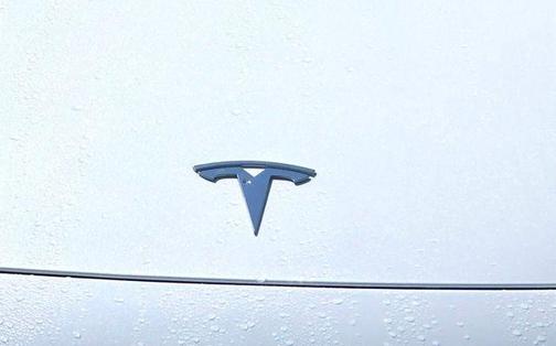 Pearl White Multi 2023 Tesla Model 3 Performance