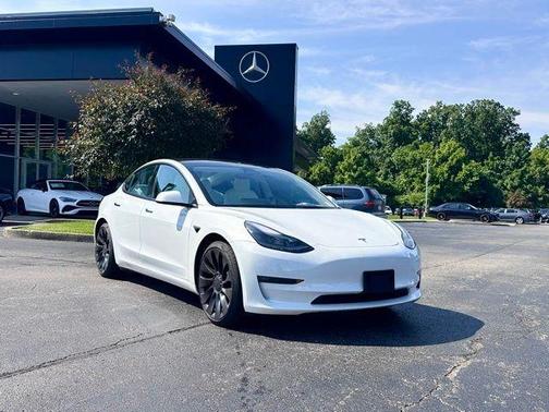 Pearl White Multi 2023 Tesla Model 3 Performance