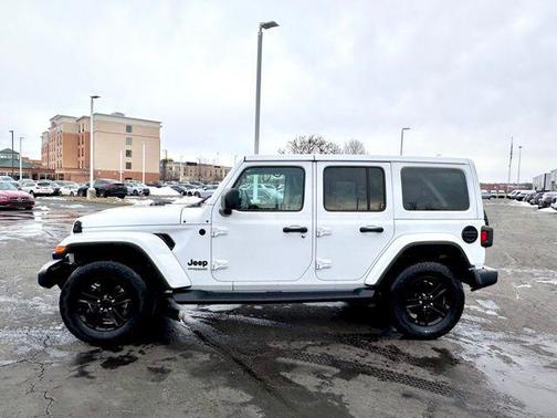 2021 Jeep Wrangler Unlimited Sahara Altitude