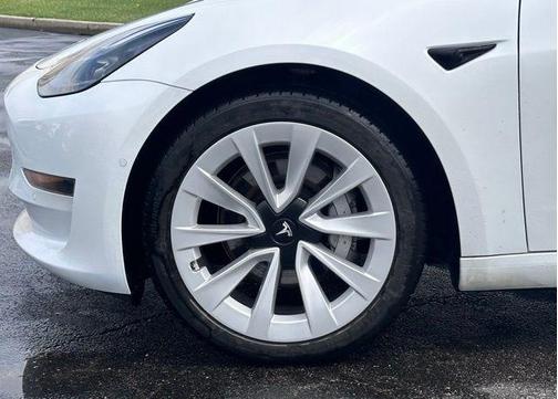 2022 Tesla Model 3 Base