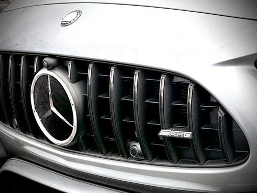 2025 Mercedes-Benz AMG C 63 S E Performance