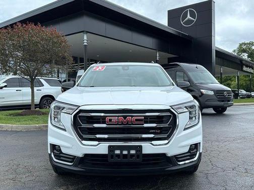 2023 GMC Terrain AT4