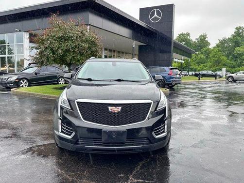 Stellar Black Metallic 2017 Cadillac XT5 Luxury
