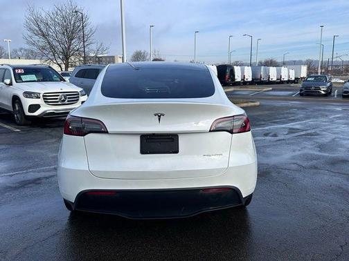 2023 Tesla Model Y Long Range