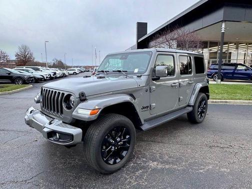2022 Jeep Wrangler Unlimited Sahara High Altitude