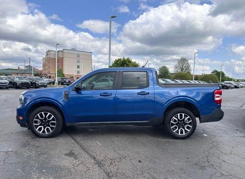 Blue Metallic 2024 Ford Maverick Lariat