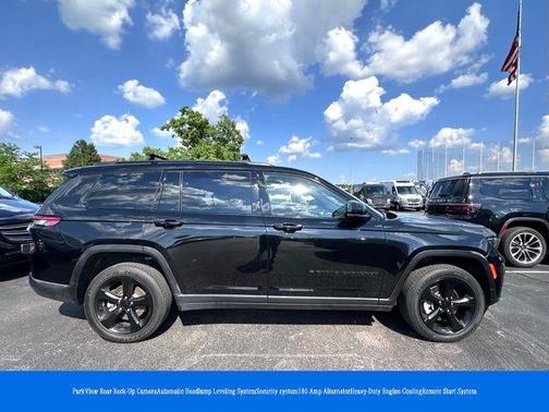 2023 Jeep Grand Cherokee L Laredo