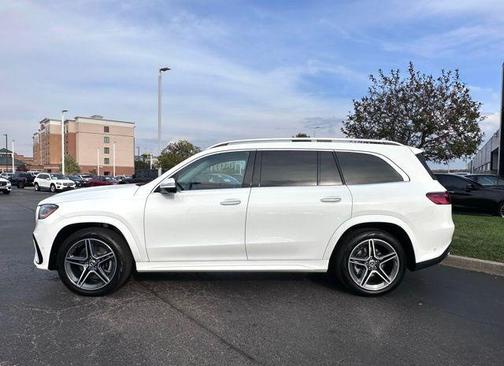 2026 Mercedes-Benz GLS 450