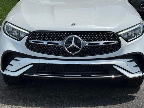 2025 Mercedes-Benz GLC 350e Base 4MATIC