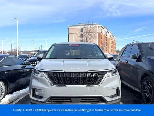 2024 Kia Carnival EX