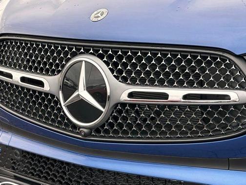 2025 Mercedes-Benz GLC 300 Base 4MATIC