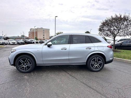 2025 Mercedes-Benz GLC 350e Base 4MATIC