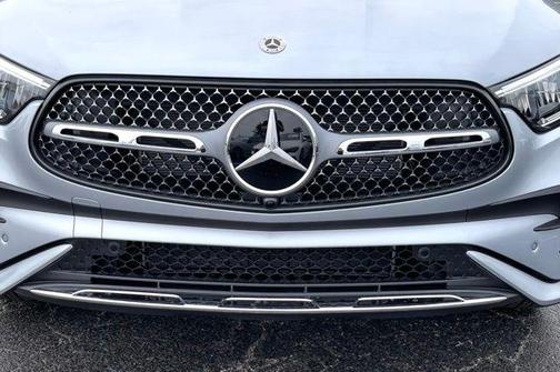 2025 Mercedes-Benz GLC 350e Base 4MATIC