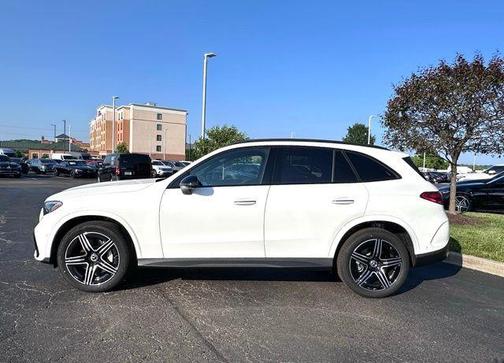2025 Mercedes-Benz GLC 300 Base 4MATIC