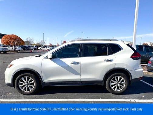 2017 Nissan Rogue SV