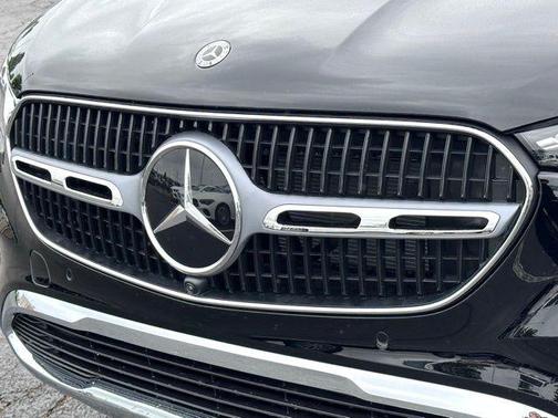 2025 Mercedes-Benz GLC 350e Base 4MATIC