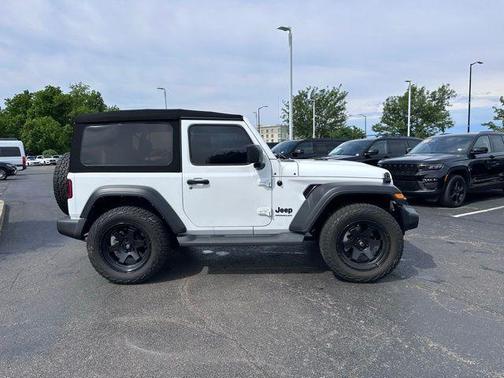 Bright White Clearcoat 2022 Jeep Wrangler Sport