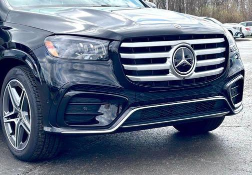 2026 Mercedes-Benz GLS 450 4MATIC