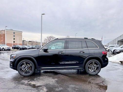 2026 Mercedes-Benz GLB 250 Base 4MATIC