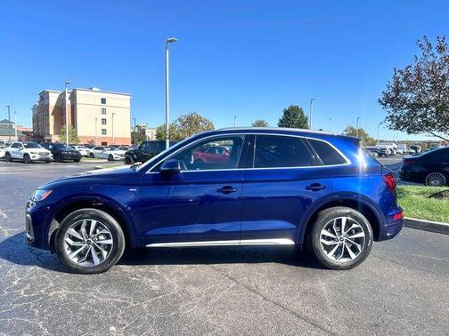2023 Audi Q5 45 S line quattro Premium
