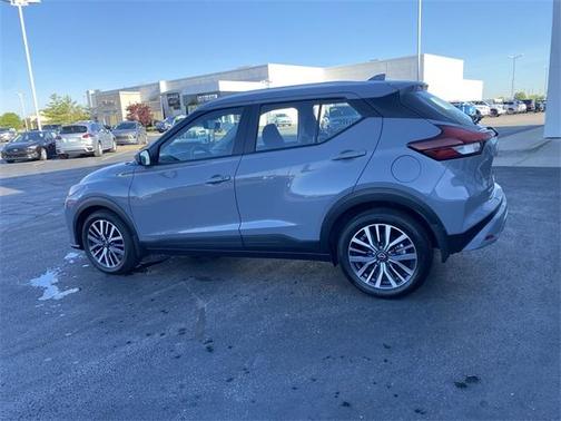 2023 Nissan Kicks SV