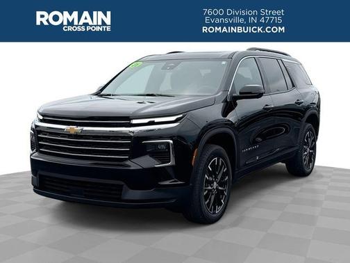 Mosaic Black Metallic 2026 Chevrolet Traverse LT