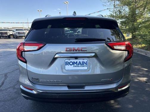 Sterling 2023 GMC Terrain AT4
