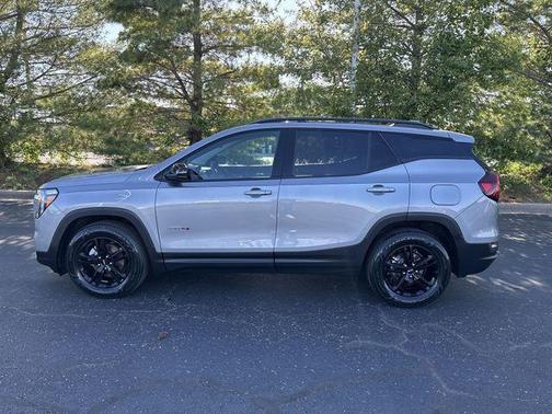Sterling 2023 GMC Terrain AT4