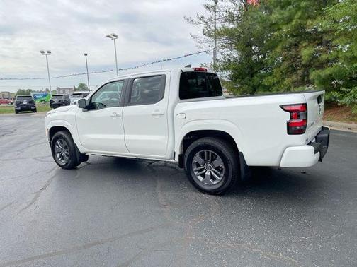 Glacier White 2025 Nissan Frontier SV