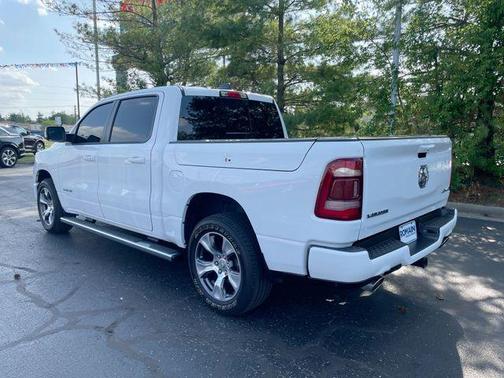 Bright White Clearcoat 2024 RAM 1500 Laramie