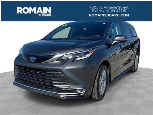 2023 Toyota Sienna Platinum 7 passenger
