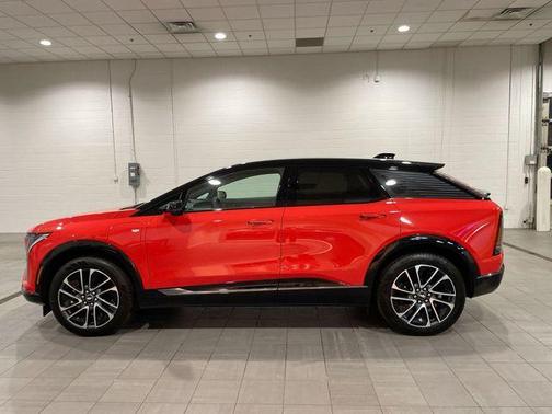 2026 Cadillac OPTIQ Premium Sport