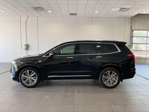 2024 Cadillac XT6 Premium Luxury FWD