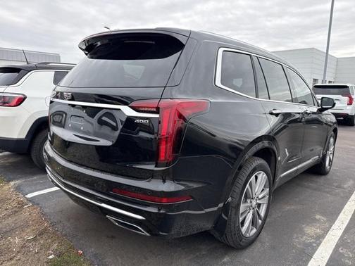 2024 Cadillac XT6 Premium Luxury FWD