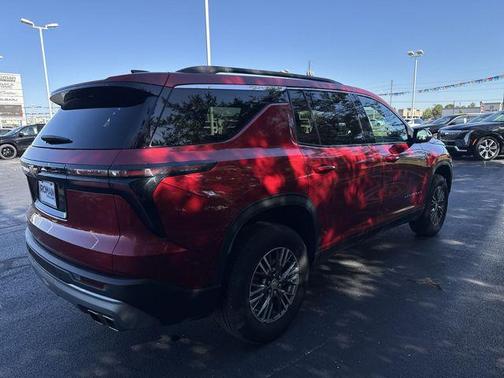 Radiant Red 2025 Chevrolet Traverse LT