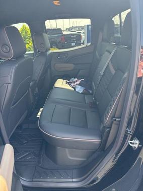 Onyx Black 2025 GMC Canyon Denali