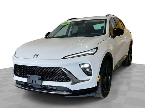 Summit White 2025 Buick Envision Sport Touring