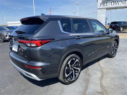2024 Mitsubishi Outlander SE