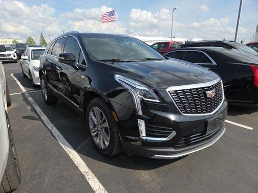 Stellar Black Metallic 2024 Cadillac XT5 Premium Luxury